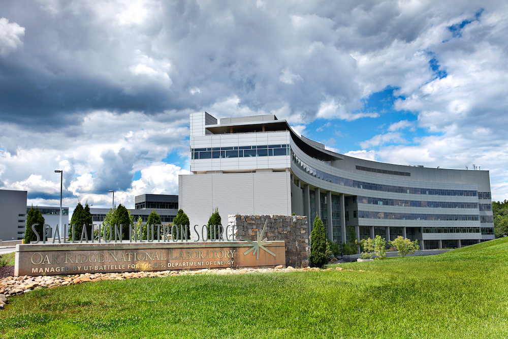 Spallation Neutron Source becomes operational on April 28, 2006