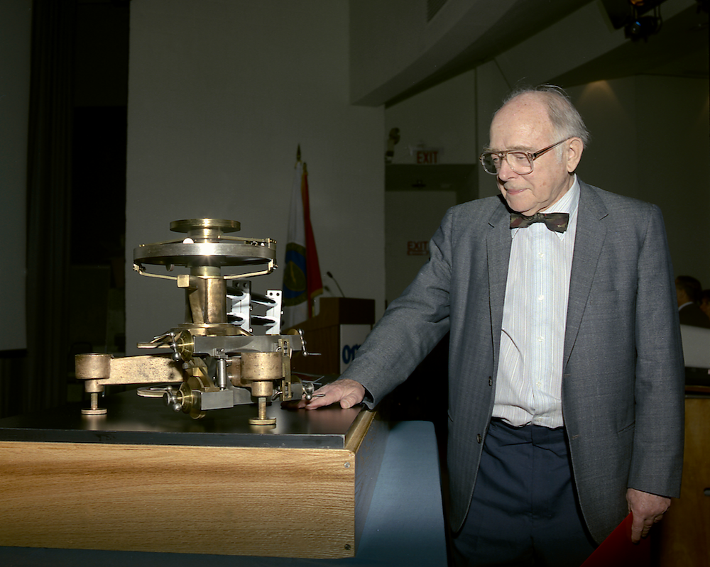 Clifford Shull was awarded half of the 1994 Nobel Prize in Physics