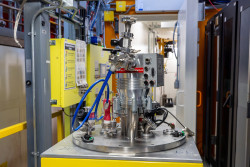 Vibrational Spectrometer (VISION)