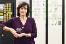 ORNL engineer Karen White honored with Lifetime Achievement Award