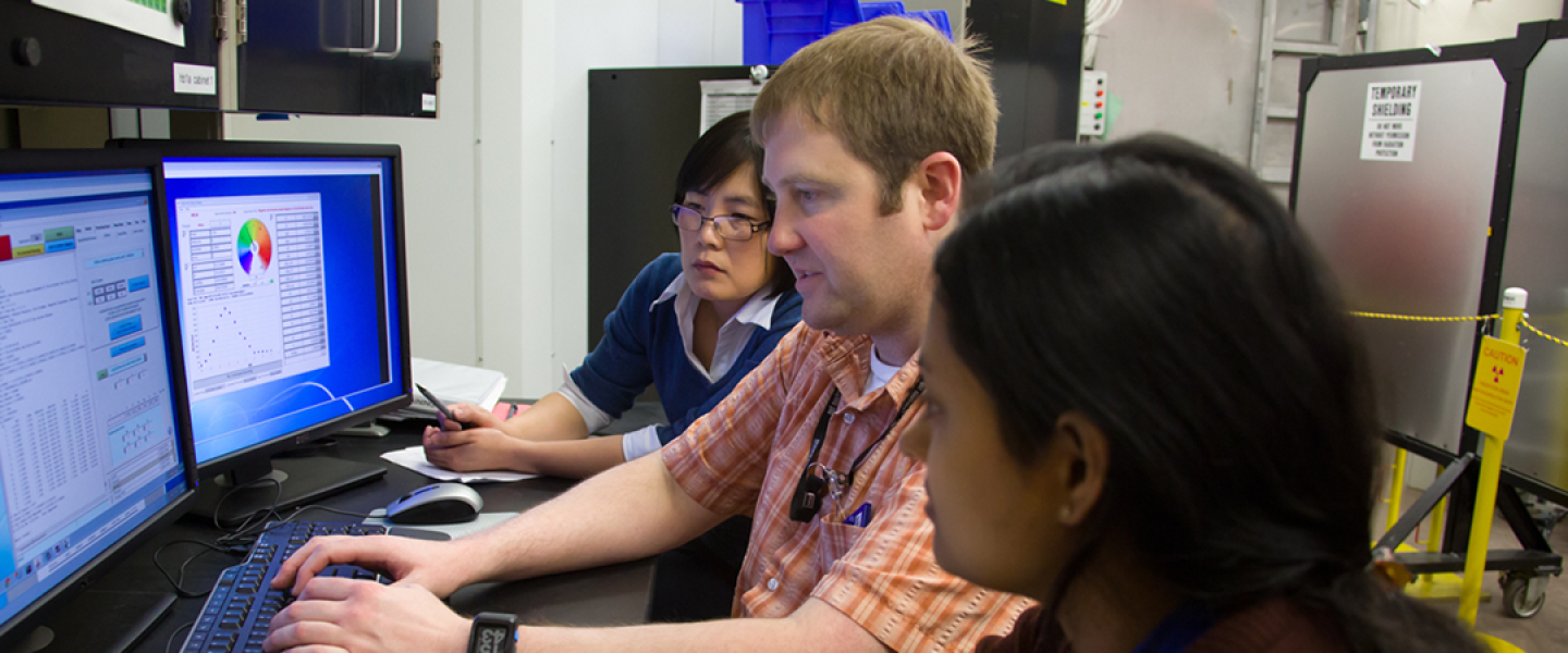 Users at Fixed-Incident-Energy Triple-Axis Spectrometer (HB-1A) Users at Fixed-Incident-Energy Triple-Axis Spectrometer (HB-1A)