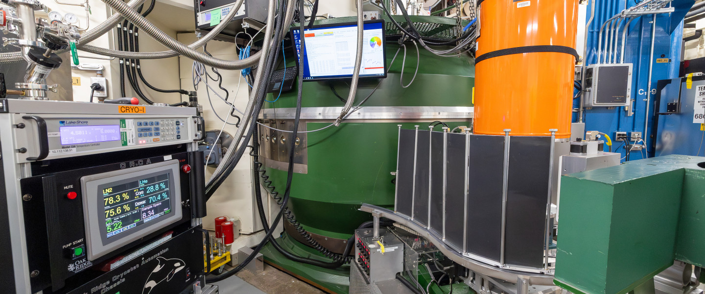 HB-3 Triple-Axis Spectrometer