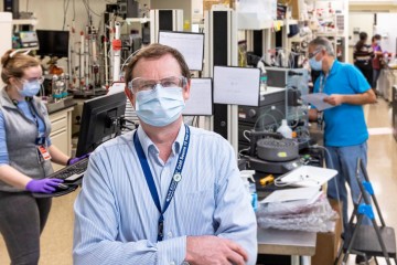 Hugh O’Neill, director of ORNL’s Center for Structural and Molecular Biology, is leading a team of scientists in an ambitious research campaign to provide structural information at the atomic scale on SARS-CoV-2. He and his team are using neutron scattering at two of DOE’s flagship research facilities to aid in the development of treatments to stop the deadly virus. (Left) Gwyndalyn Phillips, Hugh O'Neill, Kevin Weiss, Swati Pant, and Qiu Zhang. (credit: ORNL/Carlos Jones) 